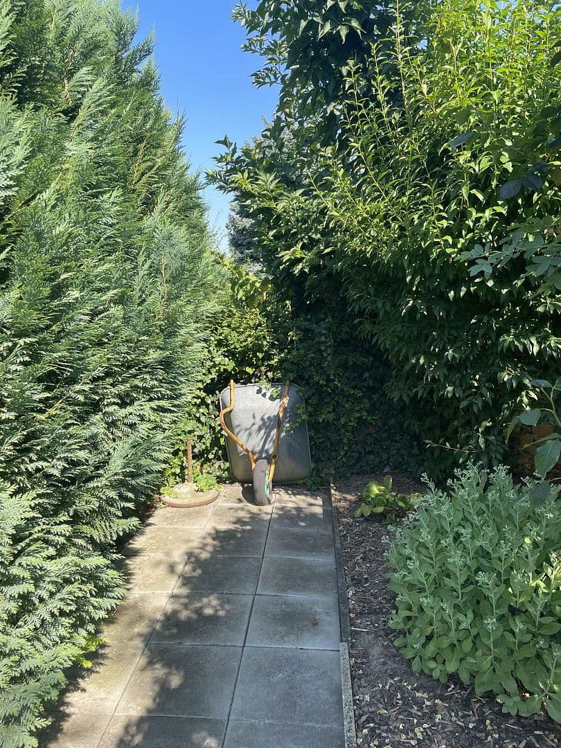 Prodej domu 170 m², pozemek 684 m², Frankfurt, Hessen Prodej domu 170 m², pozemek 684 m², Frankfurt, Hessen