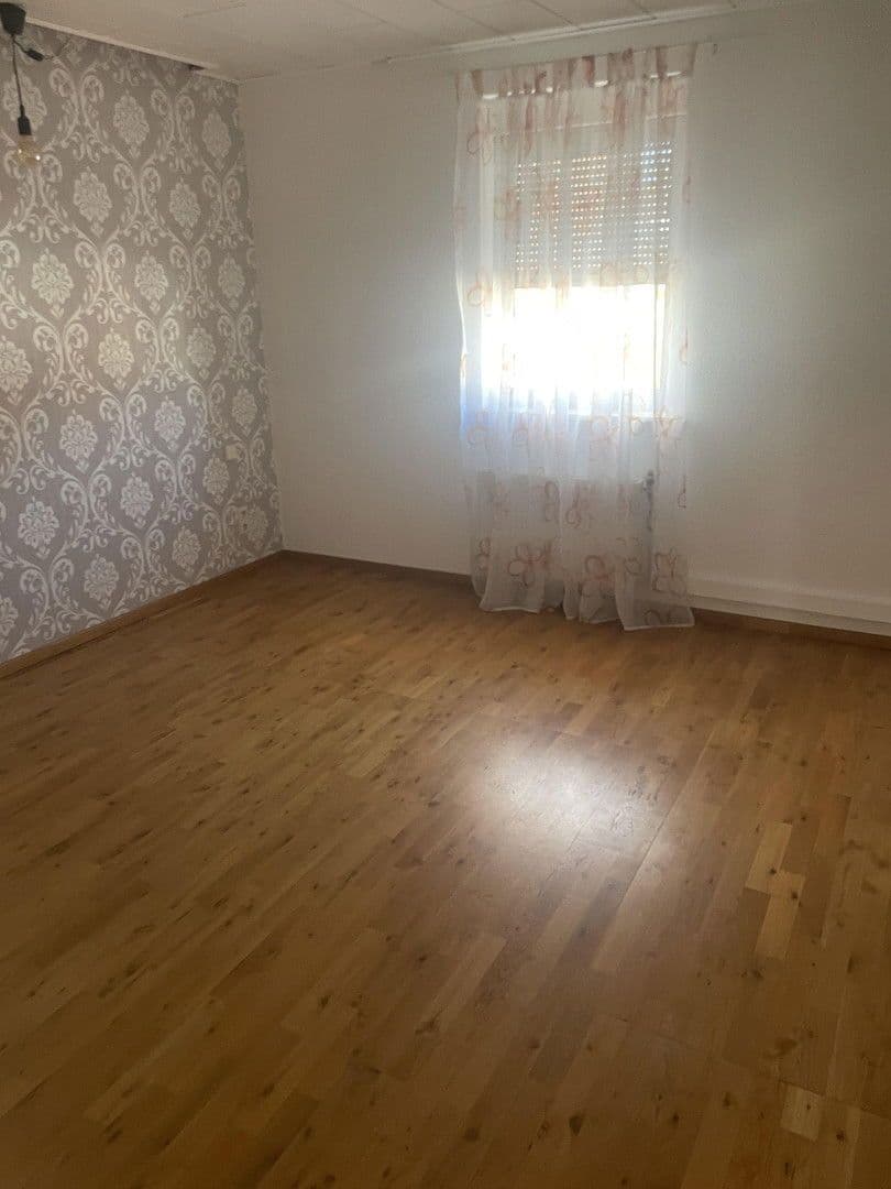 Prodej domu 170 m², pozemek 684 m², Frankfurt, Hessen Prodej domu 170 m², pozemek 684 m², Frankfurt, Hessen