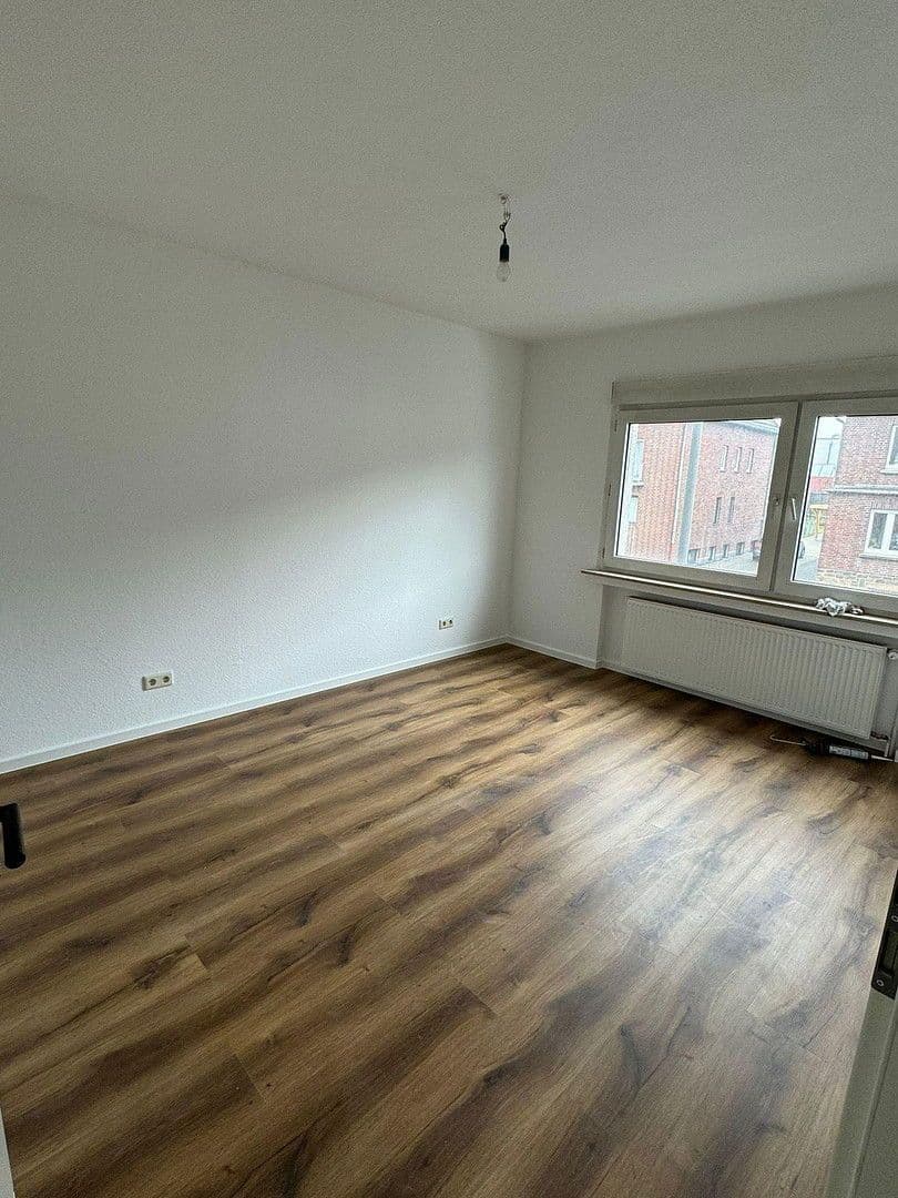 Pronájem bytu 3+1 68 m², Hohenzollern Str. 37, Recklinghausen, Severní Porýní-Vestfálsko Pronájem bytu 3+1 68 m², Hohenzollern Str. 37, Recklinghausen, Severní Porýní-Vestfálsko