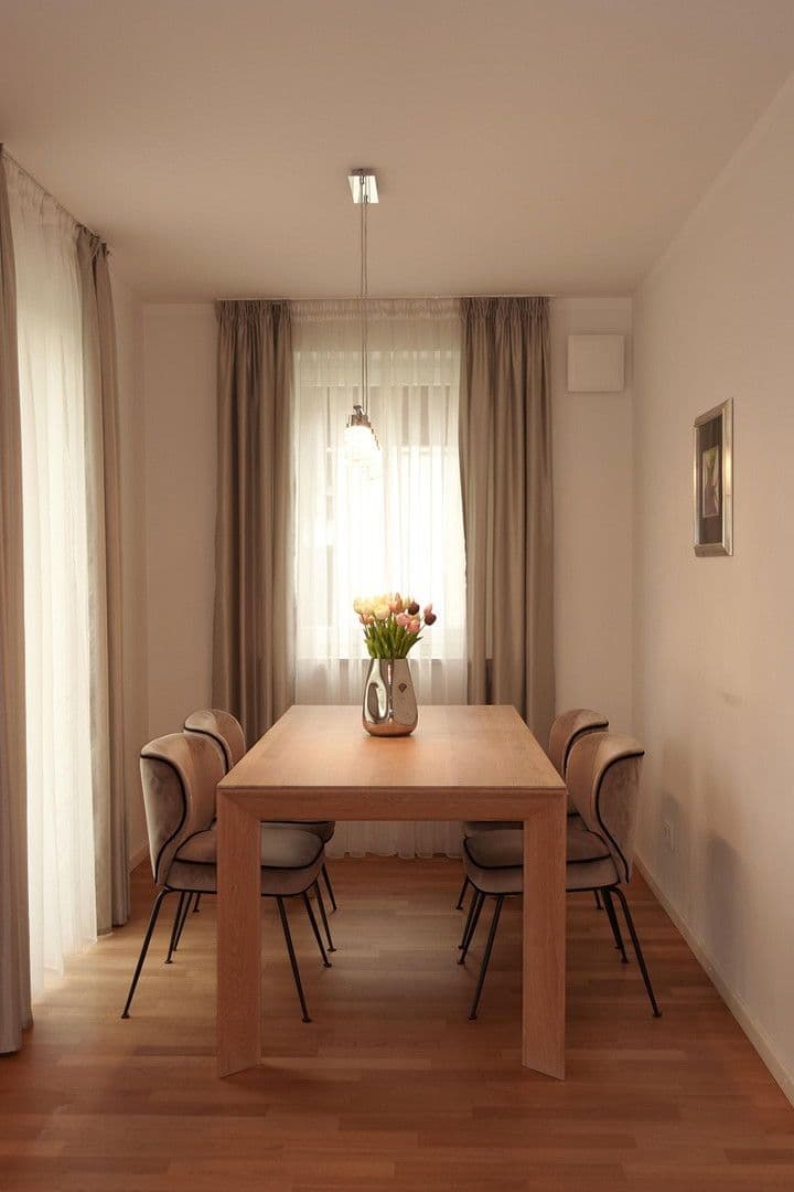 Prodej bytu 3+1 104 m², München, Bavorsko Prodej bytu 3+1 104 m², München, Bavorsko