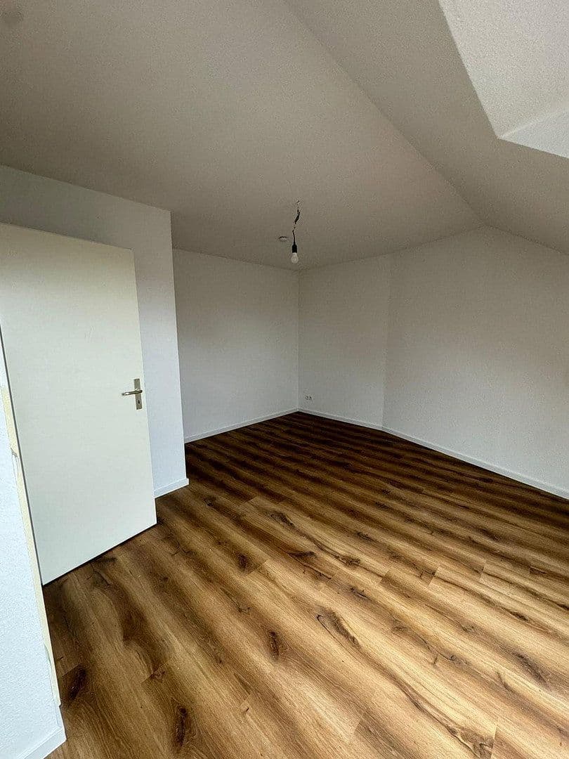 Pronájem bytu 3+1 73 m², Hohenzollern Str. 37, Recklinghausen, Severní Porýní-Vestfálsko Pronájem bytu 3+1 73 m², Hohenzollern Str. 37, Recklinghausen, Severní Porýní-Vestfálsko