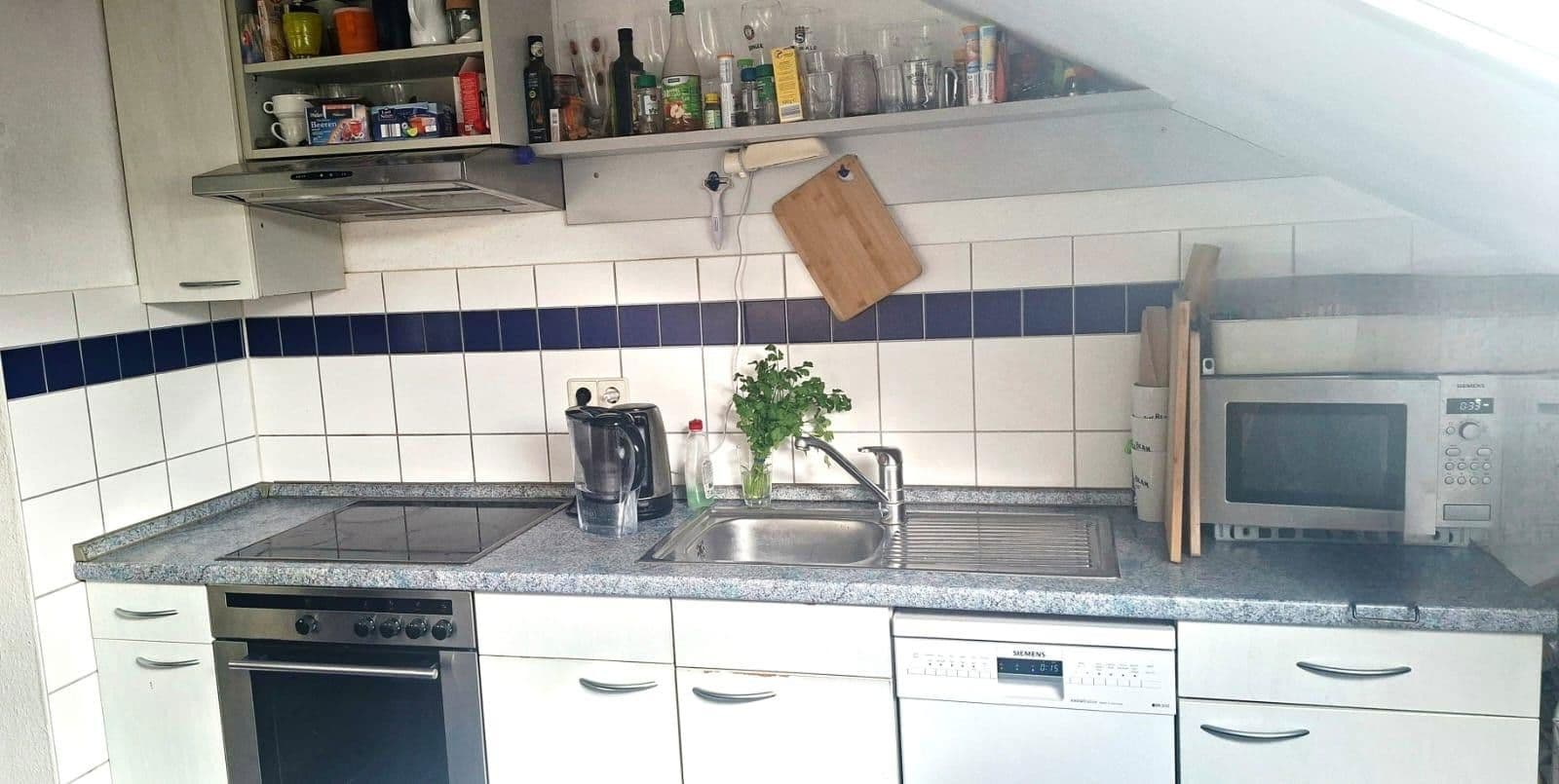 Pronájem bytu 3+1 70 m², Neckarstr. 150, Stuttgart, Bádensko-Württembersko Pronájem bytu 3+1 70 m², Neckarstr. 150, Stuttgart, Bádensko-Württembersko