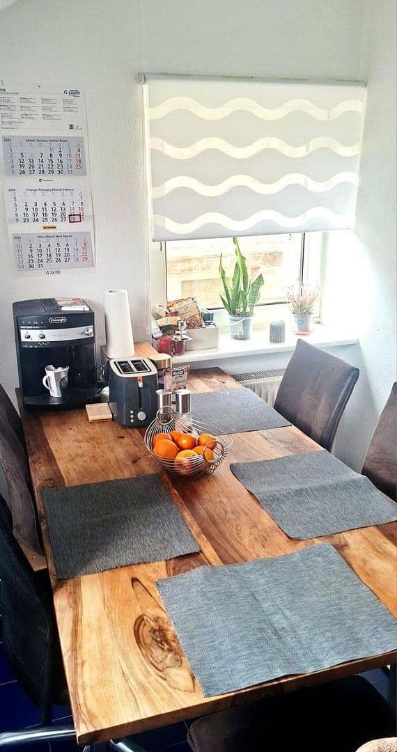 Pronájem bytu 3+1 70 m², Neckarstr. 150, Stuttgart, Bádensko-Württembersko Pronájem bytu 3+1 70 m², Neckarstr. 150, Stuttgart, Bádensko-Württembersko