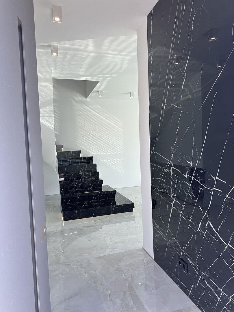 Prodej domu 190 m², pozemek 400 m², Bissendorf, Dolní Sasko Prodej domu 190 m², pozemek 400 m², Bissendorf, Dolní Sasko