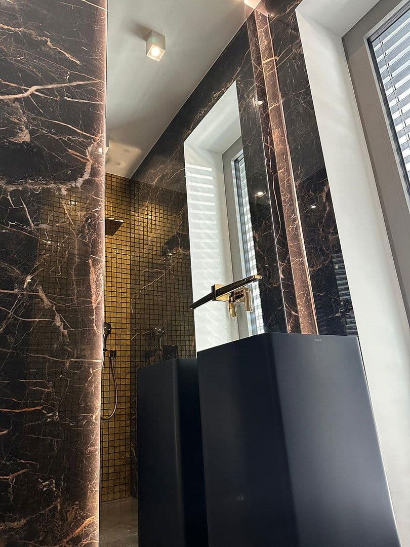 Prodej domu 190 m², pozemek 400 m², Bissendorf, Dolní Sasko Prodej domu 190 m², pozemek 400 m², Bissendorf, Dolní Sasko