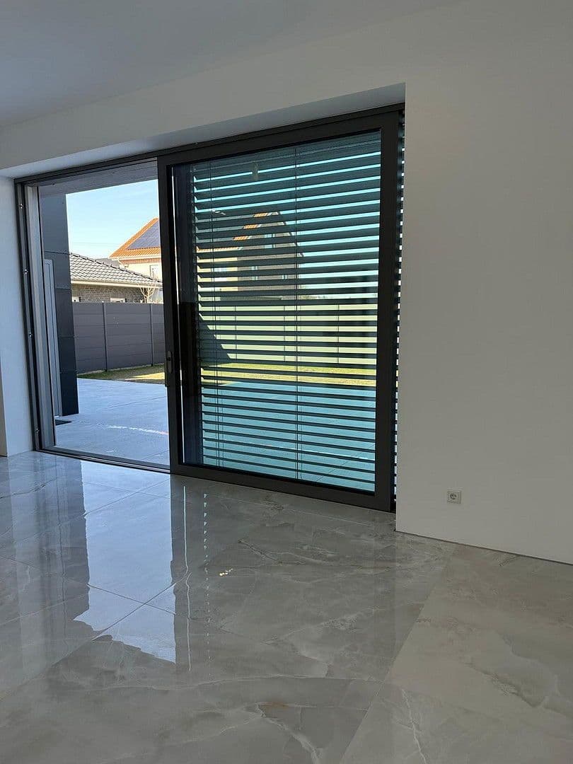 Prodej domu 190 m², pozemek 400 m², Bissendorf, Dolní Sasko Prodej domu 190 m², pozemek 400 m², Bissendorf, Dolní Sasko