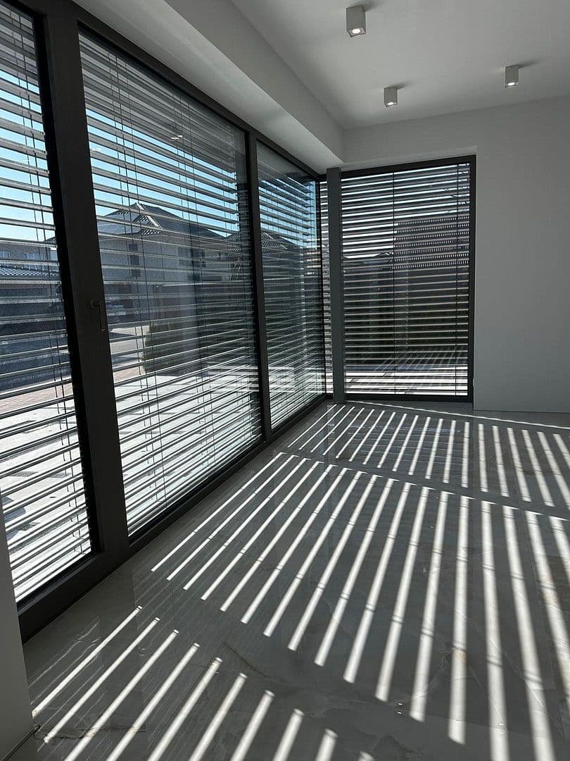 Prodej domu 190 m², pozemek 400 m², Bissendorf, Dolní Sasko Prodej domu 190 m², pozemek 400 m², Bissendorf, Dolní Sasko