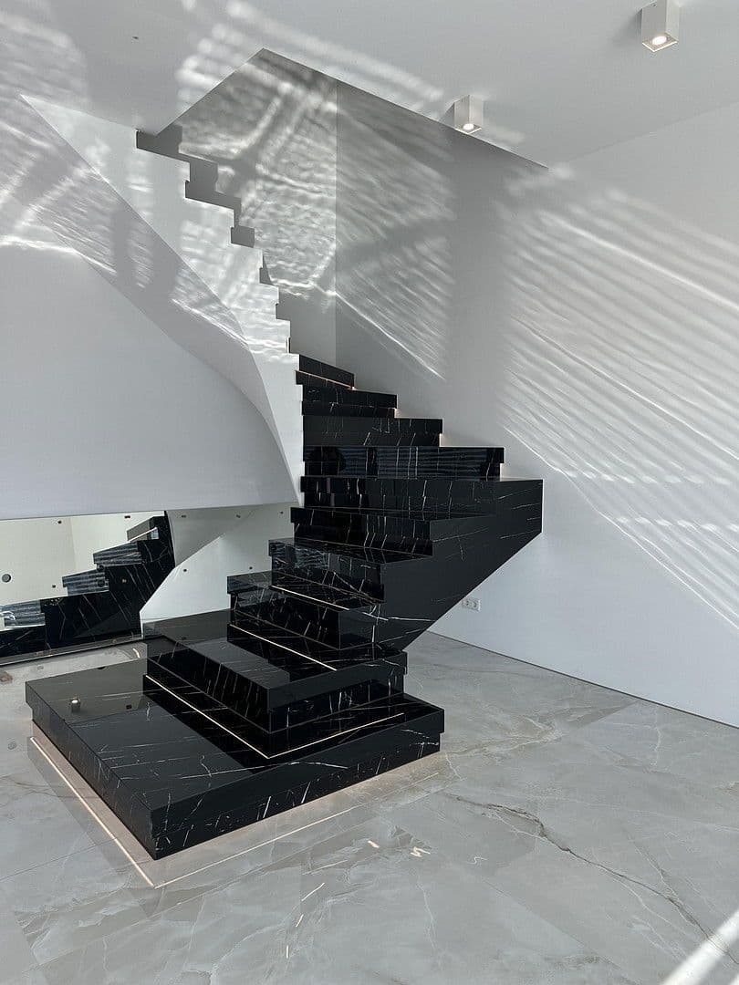 Prodej domu 190 m², pozemek 400 m², Bissendorf, Dolní Sasko Prodej domu 190 m², pozemek 400 m², Bissendorf, Dolní Sasko