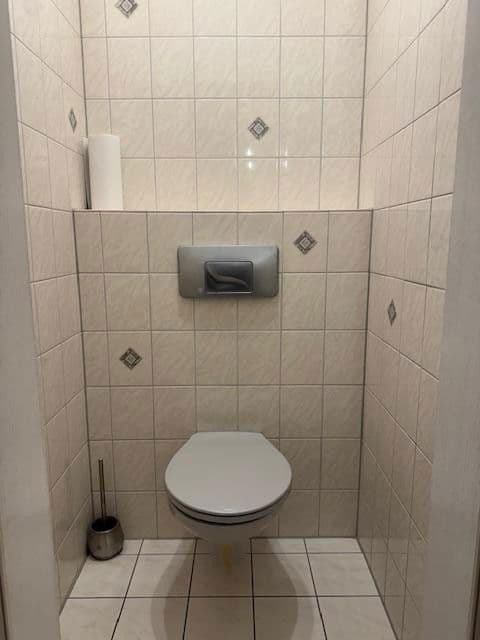 Prodej kanceláře 32 m², Marie-Bernays-Platz, Mannheim, Bádensko-Württembersko Prodej kanceláře 32 m², Marie-Bernays-Platz, Mannheim, Bádensko-Württembersko