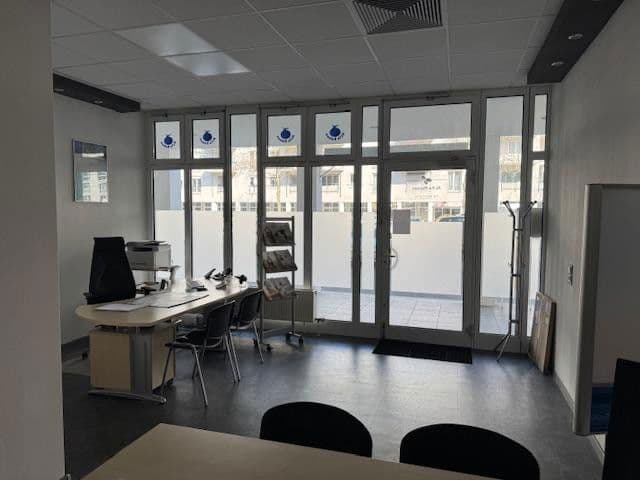 Prodej kanceláře 32 m², Marie-Bernays-Platz, Mannheim, Bádensko-Württembersko Prodej kanceláře 32 m², Marie-Bernays-Platz, Mannheim, Bádensko-Württembersko