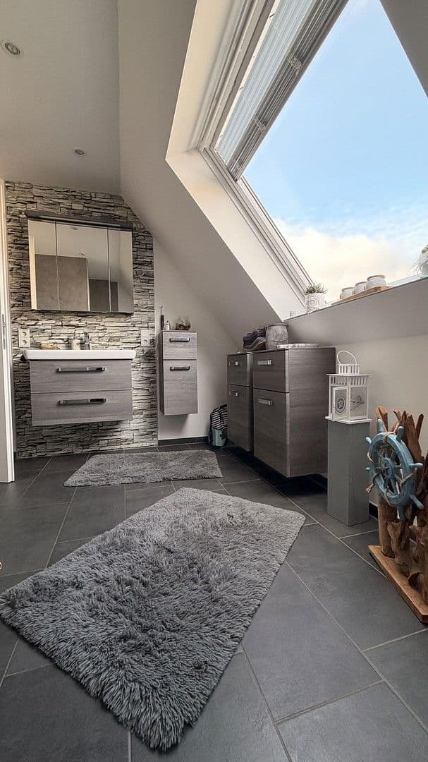 Prodej domu 310 m², pozemek 2.538 m², Maschweg 22, Hille, Severní Porýní-Vestfálsko Prodej domu 310 m², pozemek 2.538 m², Maschweg 22, Hille, Severní Porýní-Vestfálsko