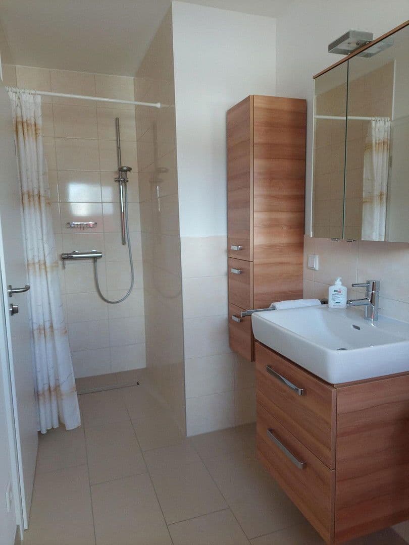 Prodej domu 132 m², pozemek 549 m², Bad Kreuznach, Porýní-Falc Prodej domu 132 m², pozemek 549 m², Bad Kreuznach, Porýní-Falc