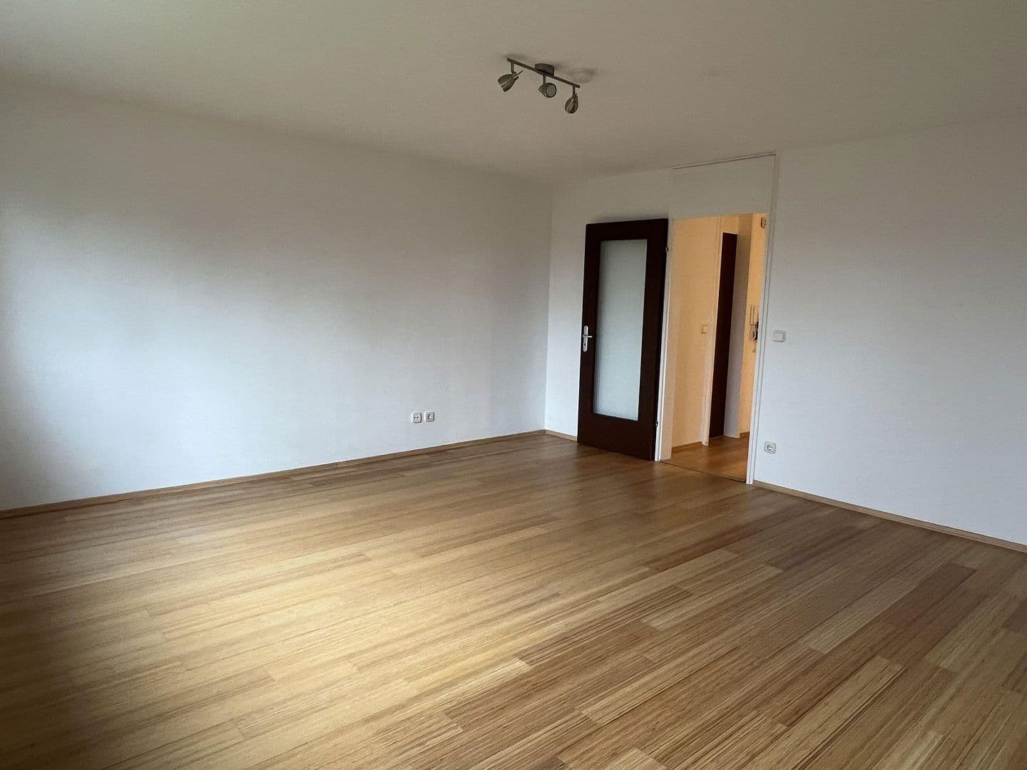 Prodej bytu 3+kk 76 m², Widmaierstr. 150, Stuttgart, Bádensko-Württembersko Prodej bytu 3+kk 76 m², Widmaierstr. 150, Stuttgart, Bádensko-Württembersko