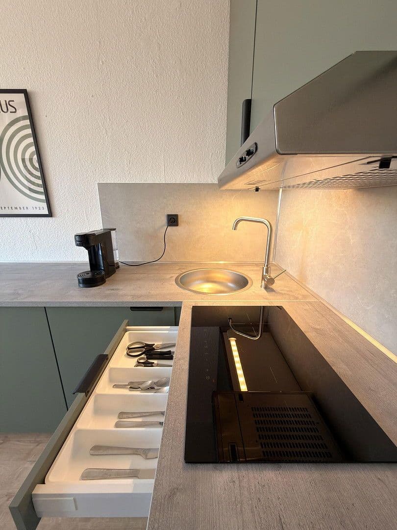 Pronájem bytu 1+1 25 m², Bochumer Straße 10, Köln Kalk, Severní Porýní-Vestfálsko Pronájem bytu 1+1 25 m², Bochumer Straße 10, Köln Kalk, Severní Porýní-Vestfálsko