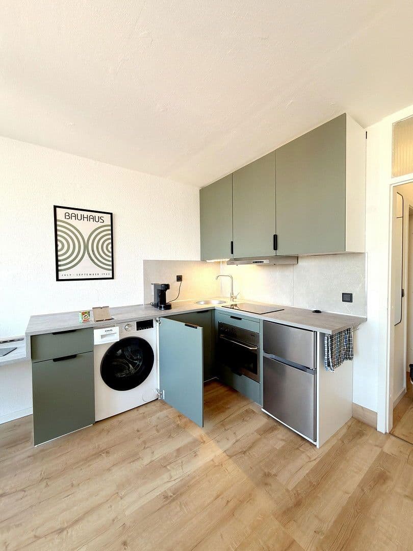 Pronájem bytu 1+1 25 m², Bochumer Straße 10, Köln Kalk, Severní Porýní-Vestfálsko Pronájem bytu 1+1 25 m², Bochumer Straße 10, Köln Kalk, Severní Porýní-Vestfálsko