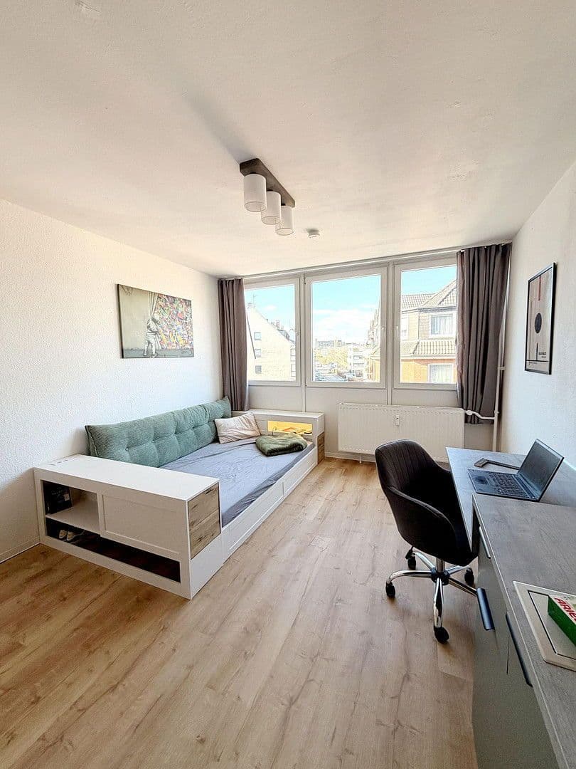 Pronájem bytu 1+1 25 m², Bochumer Straße 10, Köln Kalk, Severní Porýní-Vestfálsko Pronájem bytu 1+1 25 m², Bochumer Straße 10, Köln Kalk, Severní Porýní-Vestfálsko