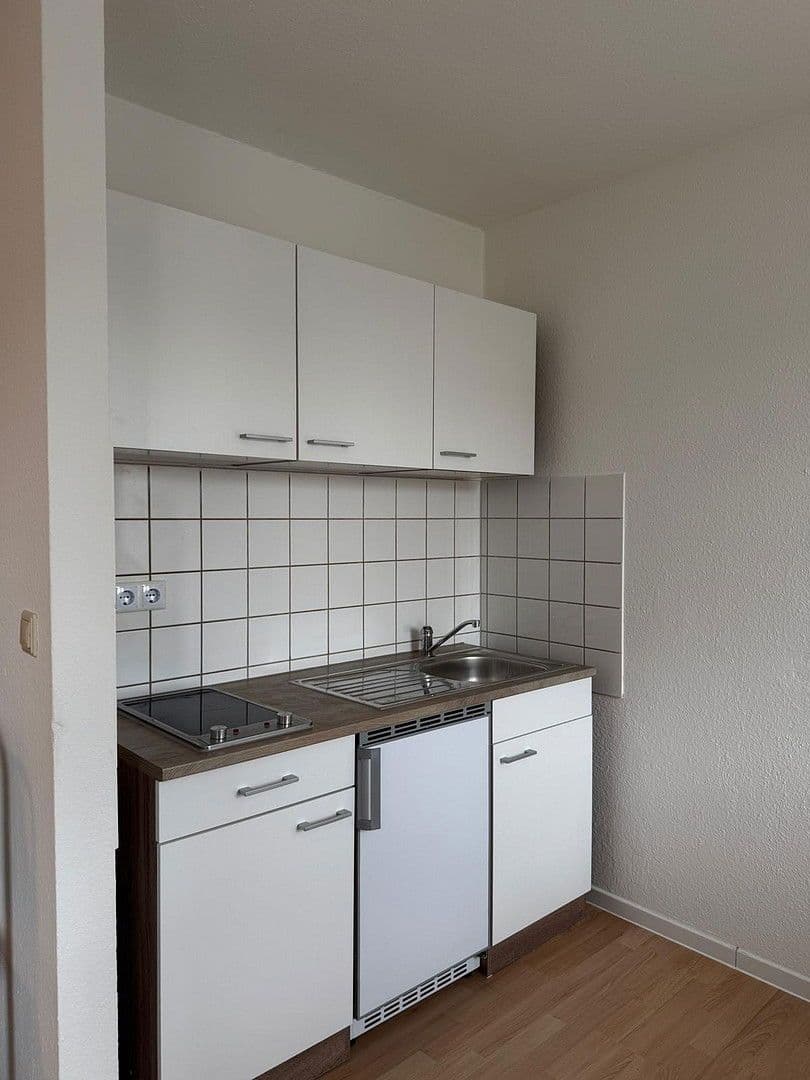 Pronájem bytu 1+1 29 m², Görresstraße 8, Eppelheim, Bádensko-Württembersko Pronájem bytu 1+1 29 m², Görresstraße 8, Eppelheim, Bádensko-Württembersko