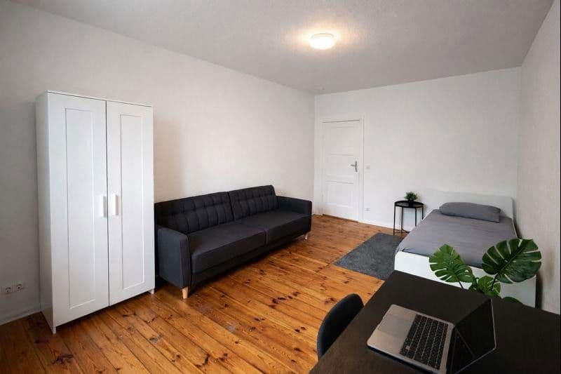 Pronájem bytu 1+1 16 m², Gehsener Straße 33, Berlin Köpenick, Berlín Pronájem bytu 1+1 16 m², Gehsener Straße 33, Berlin Köpenick, Berlín