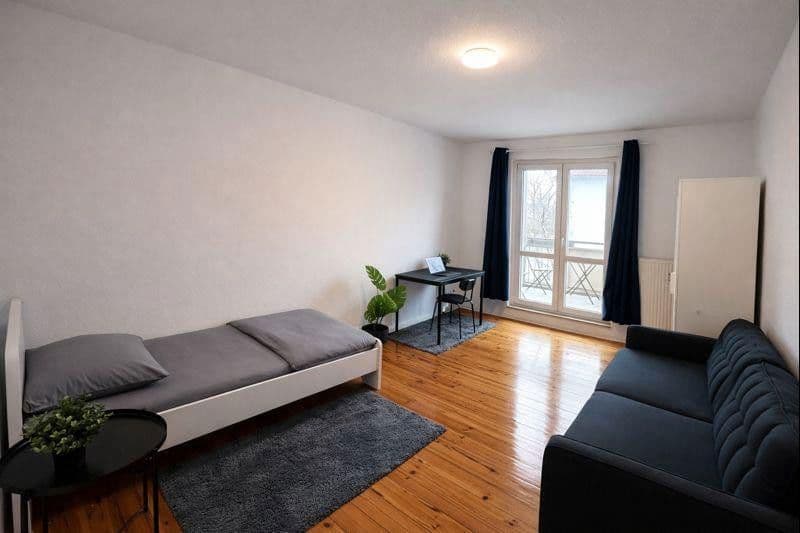 Pronájem bytu 1+1 16 m², Gehsener Straße 33, Berlin Köpenick, Berlín Pronájem bytu 1+1 16 m², Gehsener Straße 33, Berlin Köpenick, Berlín