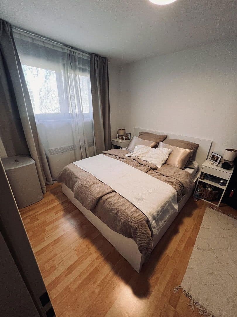 Pronájem bytu 2+1 49 m², Leibnizstraße 63, Erkrath, Severní Porýní-Vestfálsko Pronájem bytu 2+1 49 m², Leibnizstraße 63, Erkrath, Severní Porýní-Vestfálsko