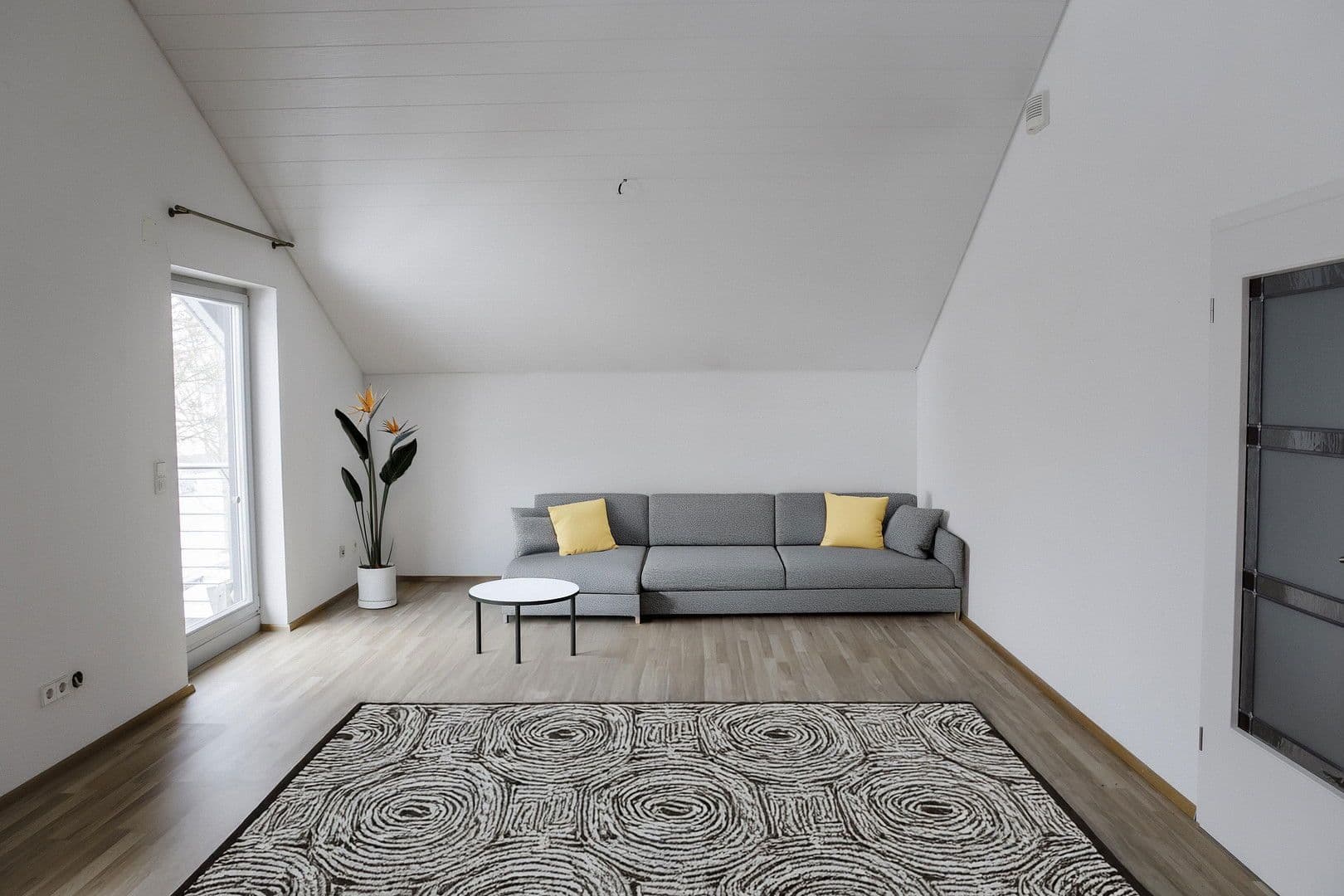 Prodej domu 153 m², pozemek 411 m², Doktor-Georg-Hacker-Straße 3, Kirchseeon, Bavorsko Prodej domu 153 m², pozemek 411 m², Doktor-Georg-Hacker-Straße 3, Kirchseeon, Bavorsko