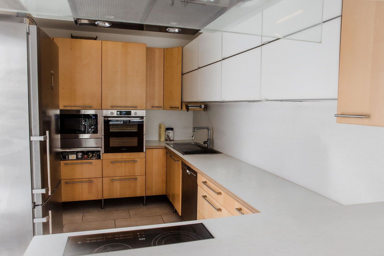 Prodej domu 153 m², pozemek 411 m², Doktor-Georg-Hacker-Straße 3, Kirchseeon, Bavorsko Prodej domu 153 m², pozemek 411 m², Doktor-Georg-Hacker-Straße 3, Kirchseeon, Bavorsko