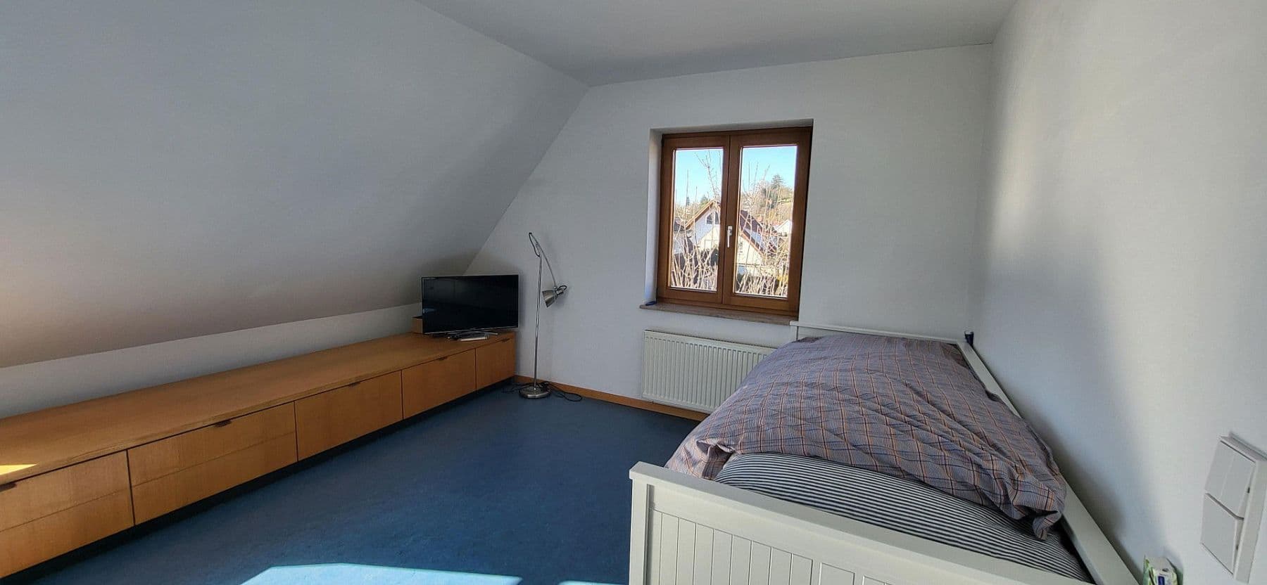 Prodej domu 171 m², pozemek 527 m², Nürtingen, Bádensko-Württembersko Prodej domu 171 m², pozemek 527 m², Nürtingen, Bádensko-Württembersko
