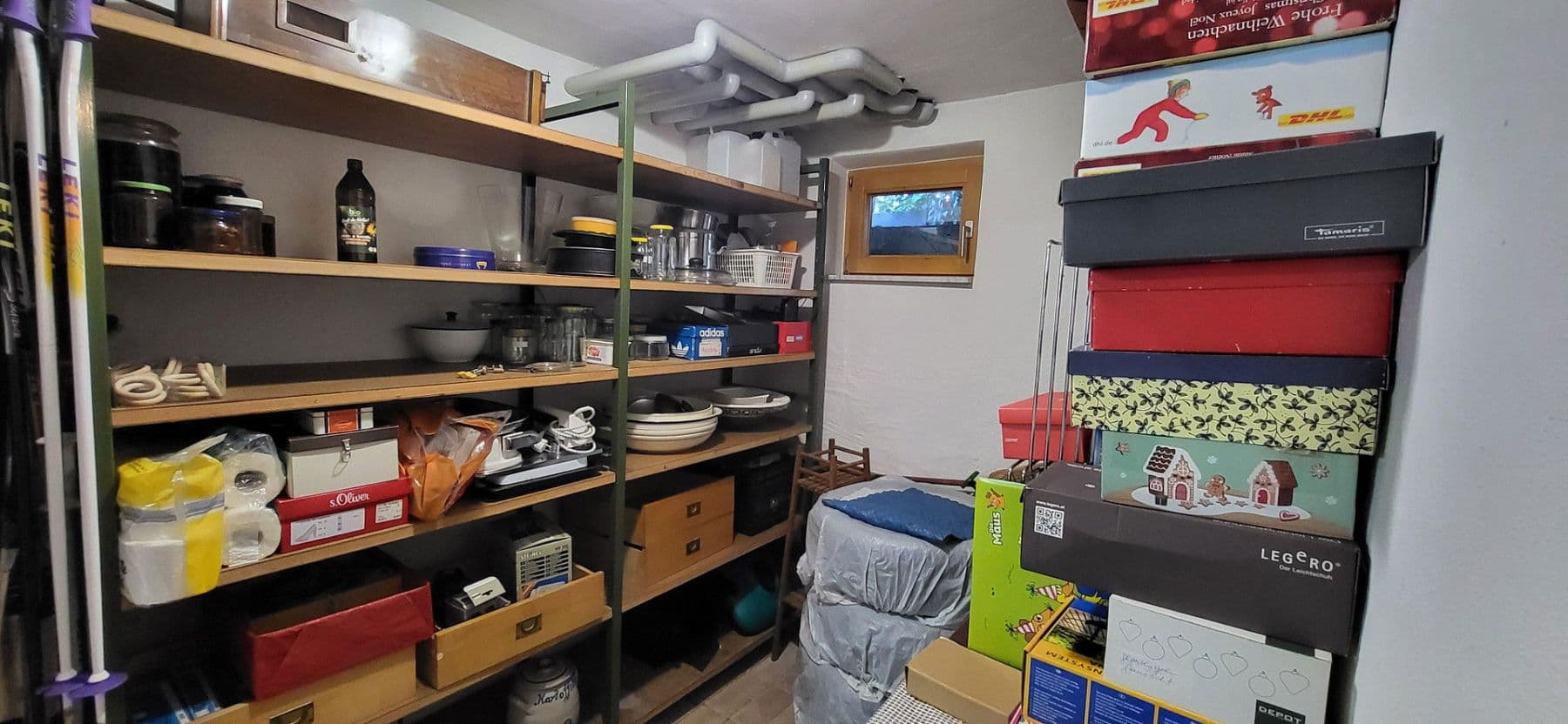 Prodej domu 171 m², pozemek 527 m², Nürtingen, Bádensko-Württembersko Prodej domu 171 m², pozemek 527 m², Nürtingen, Bádensko-Württembersko