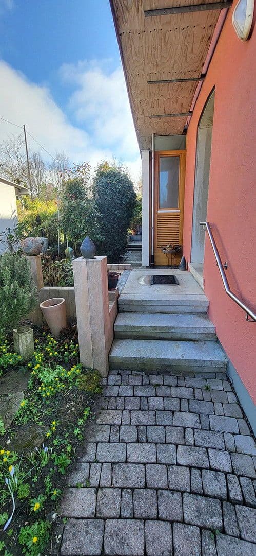 Prodej domu 171 m², pozemek 527 m², Nürtingen, Bádensko-Württembersko Prodej domu 171 m², pozemek 527 m², Nürtingen, Bádensko-Württembersko