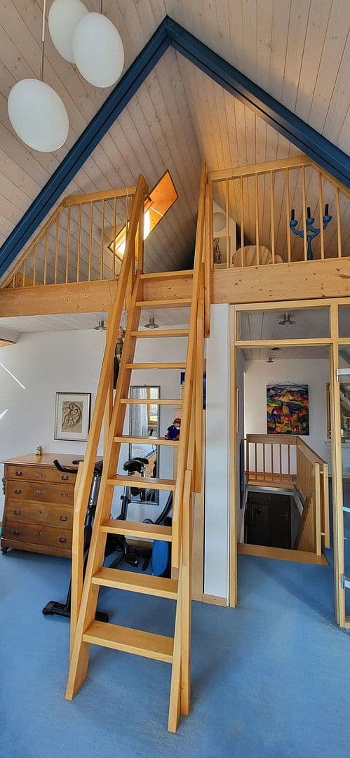 Prodej domu 171 m², pozemek 527 m², Nürtingen, Bádensko-Württembersko Prodej domu 171 m², pozemek 527 m², Nürtingen, Bádensko-Württembersko