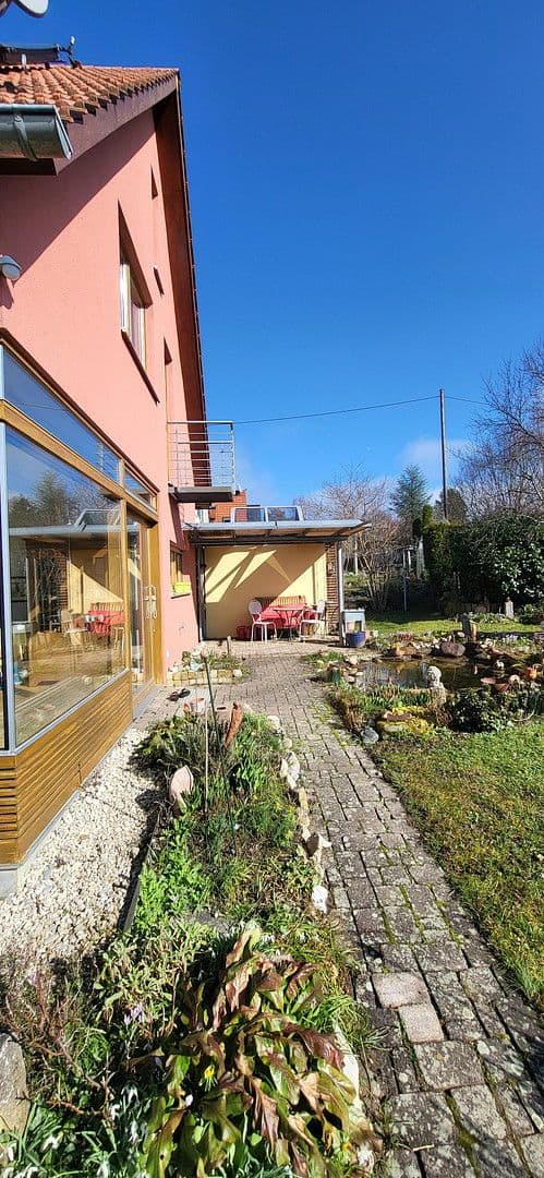 Prodej domu 171 m², pozemek 527 m², Nürtingen, Bádensko-Württembersko Prodej domu 171 m², pozemek 527 m², Nürtingen, Bádensko-Württembersko