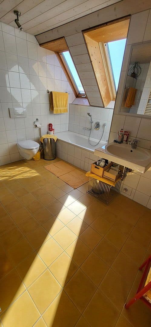 Prodej domu 171 m², pozemek 527 m², Nürtingen, Bádensko-Württembersko Prodej domu 171 m², pozemek 527 m², Nürtingen, Bádensko-Württembersko