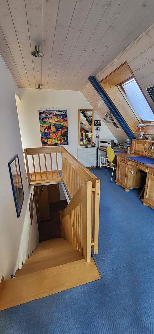 Prodej domu 171 m², pozemek 527 m², Nürtingen, Bádensko-Württembersko Prodej domu 171 m², pozemek 527 m², Nürtingen, Bádensko-Württembersko