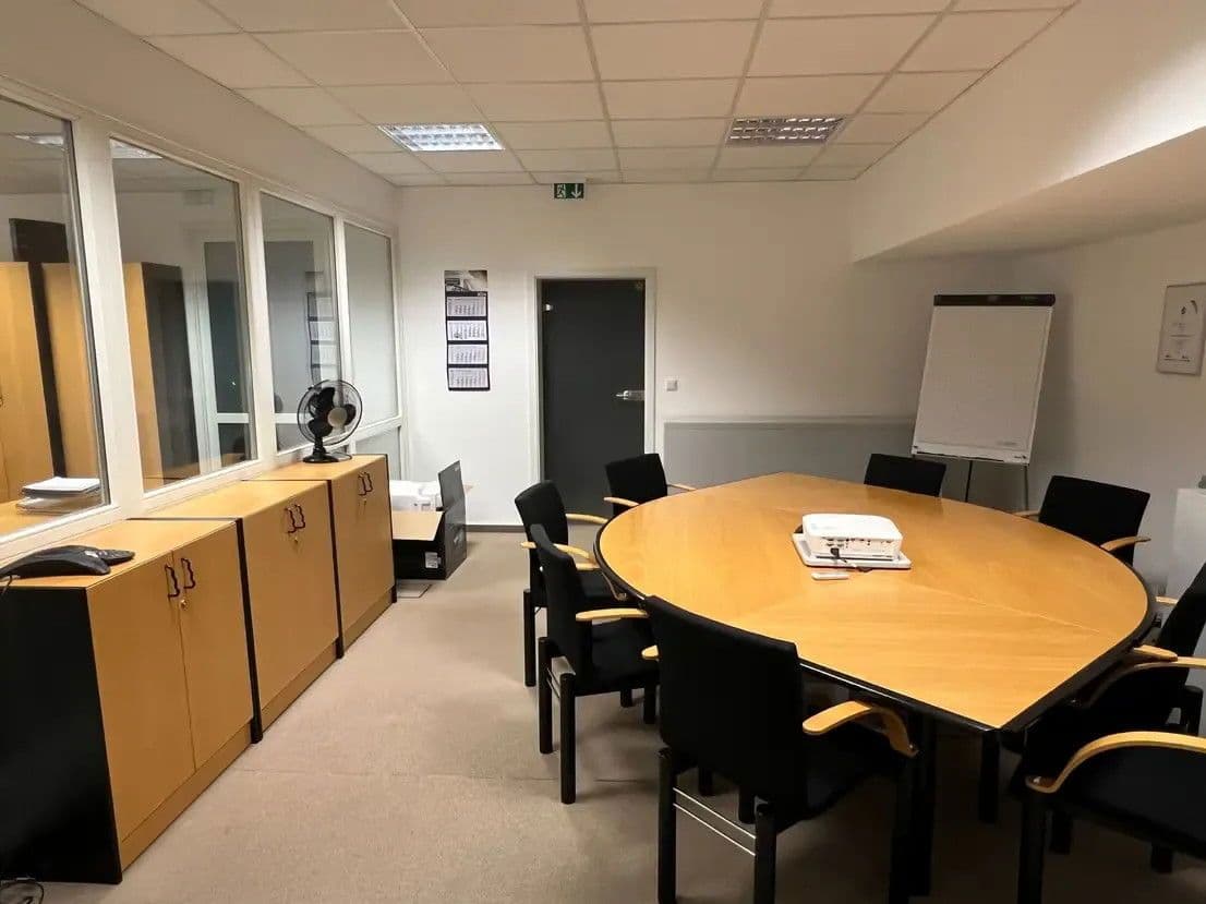 Pronájem kanceláře 187 m², Warburger Straße 99, Paderborn, Severní Porýní-Vestfálsko Pronájem kanceláře 187 m², Warburger Straße 99, Paderborn, Severní Porýní-Vestfálsko