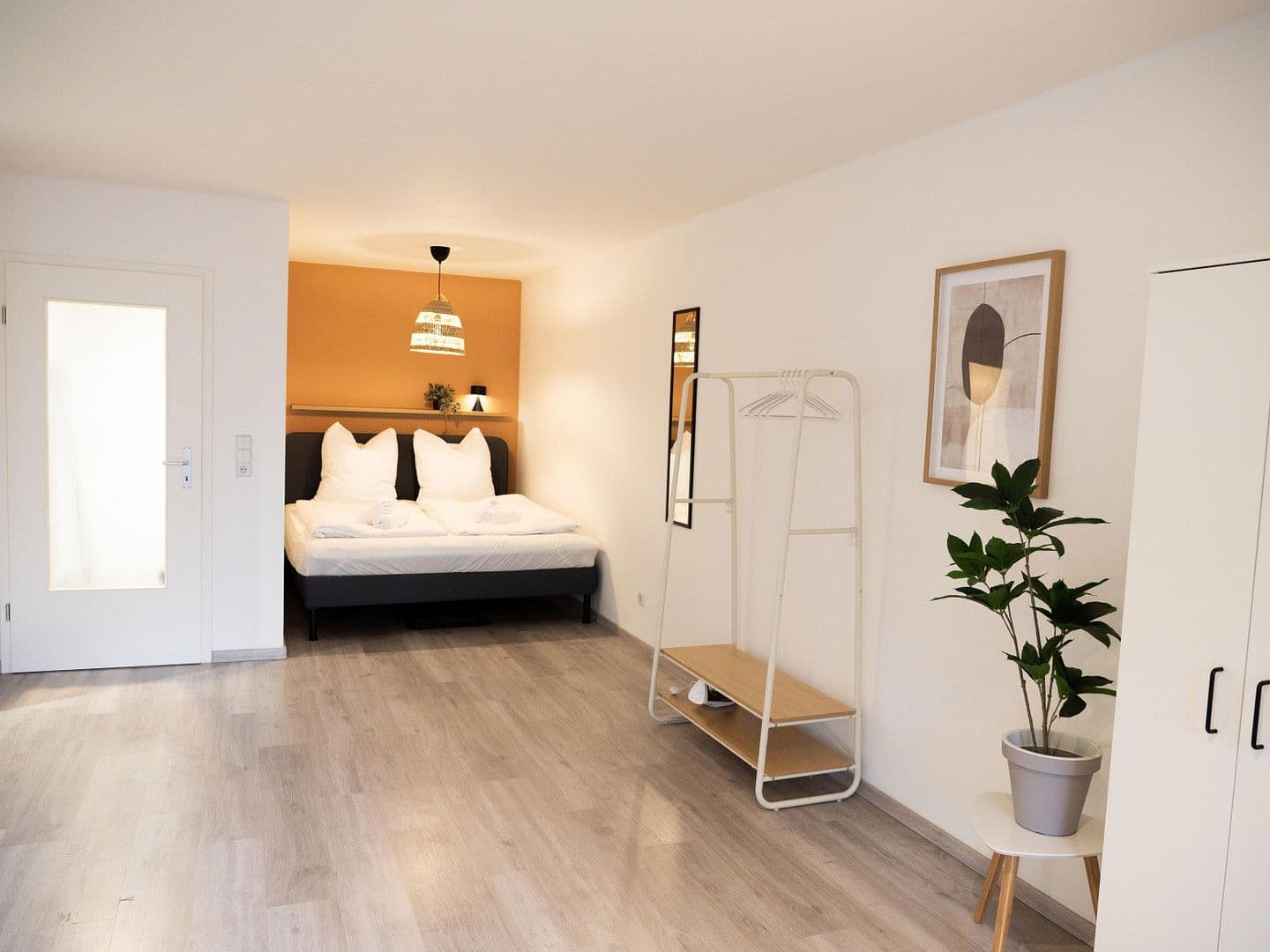 Pronájem bytu 1+1 55 m², Fürstenwalde nad Sprévou, Braniborsko Pronájem bytu 1+1 55 m², Fürstenwalde nad Sprévou, Braniborsko