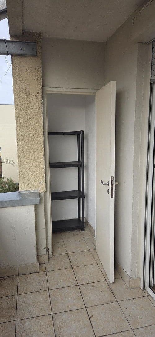 Pronájem bytu 2+1 57 m², Köln, Severní Porýní-Vestfálsko Pronájem bytu 2+1 57 m², Köln, Severní Porýní-Vestfálsko