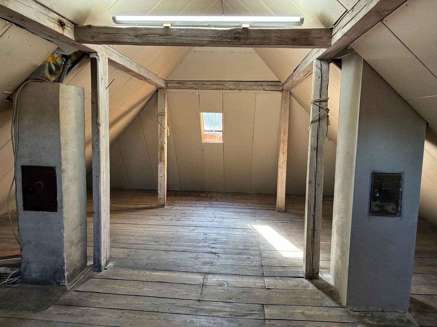 Prodej domu 165 m², pozemek 675 m², Backnang, Bádensko-Württembersko Prodej domu 165 m², pozemek 675 m², Backnang, Bádensko-Württembersko