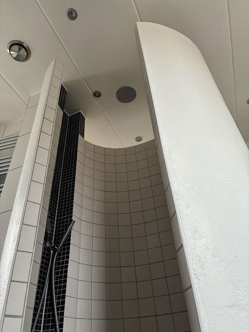 Prodej domu 165 m², pozemek 675 m², Backnang, Bádensko-Württembersko Prodej domu 165 m², pozemek 675 m², Backnang, Bádensko-Württembersko