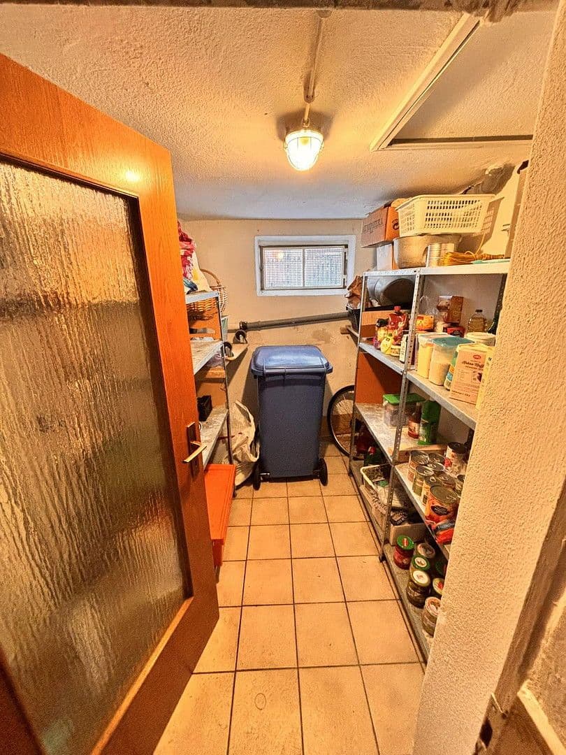 Prodej bytu 3+1 67 m², Dekan-Stark-Straße 13, Neumarkt in der Oberpfalz, Bavorsko Prodej bytu 3+1 67 m², Dekan-Stark-Straße 13, Neumarkt in der Oberpfalz, Bavorsko