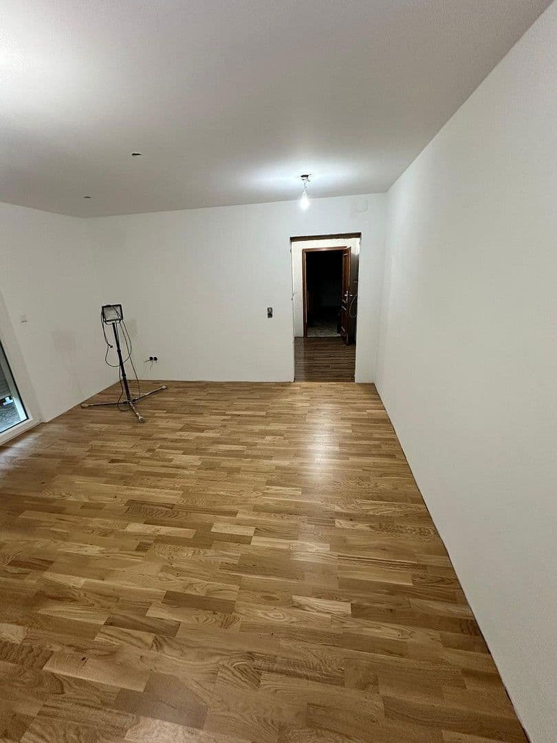 Pronájem bytu 4+1 100 m², Akazienstraße 21, Waldsee, Porýní-Falc Pronájem bytu 4+1 100 m², Akazienstraße 21, Waldsee, Porýní-Falc