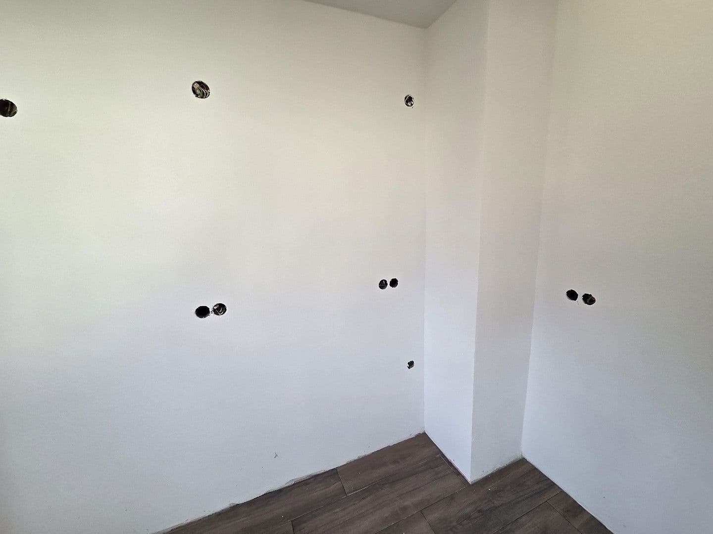 Pronájem bytu 4+1 100 m², Akazienstraße 21, Waldsee, Porýní-Falc Pronájem bytu 4+1 100 m², Akazienstraße 21, Waldsee, Porýní-Falc