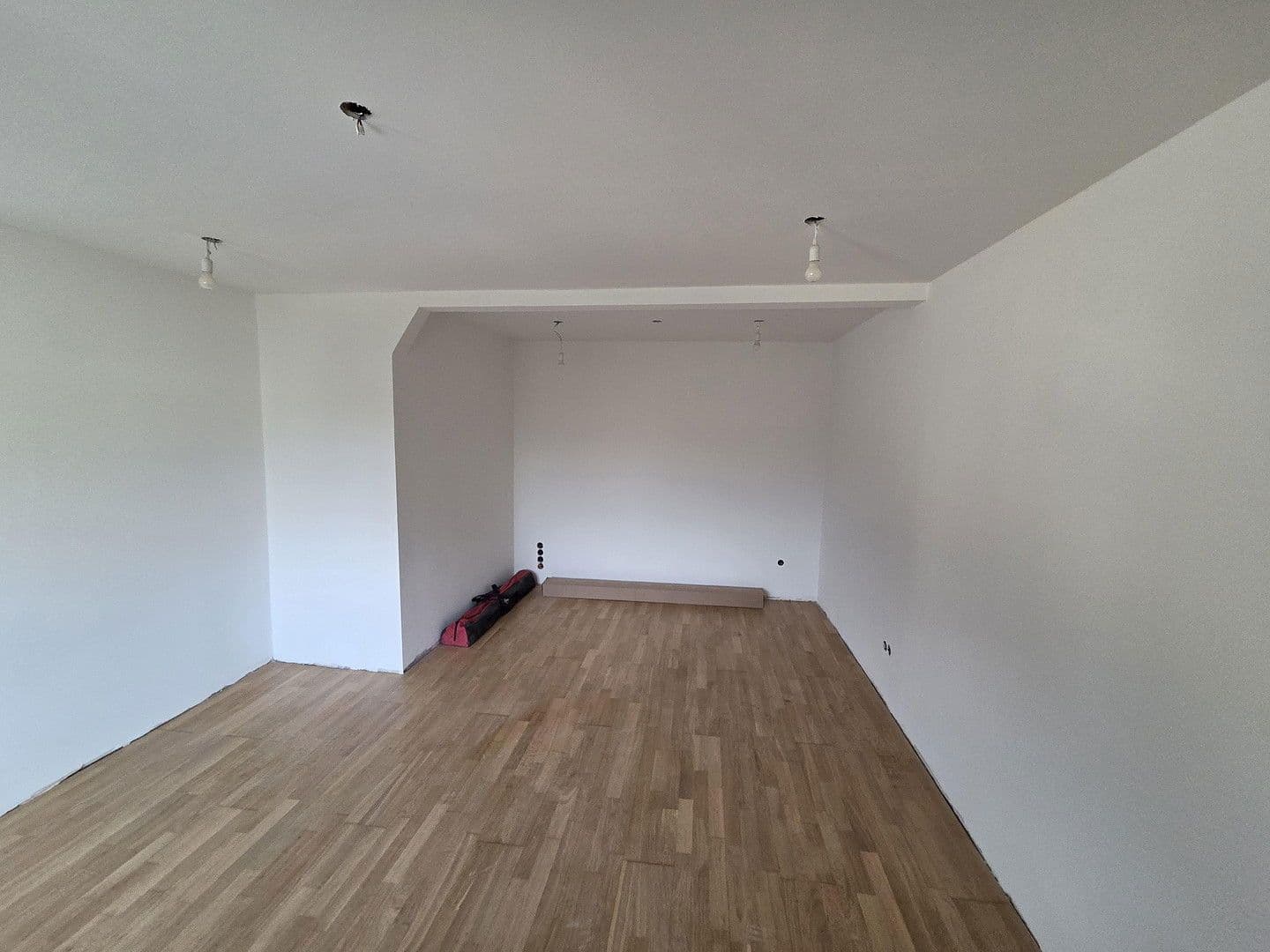 Pronájem bytu 4+1 100 m², Akazienstraße 21, Waldsee, Porýní-Falc Pronájem bytu 4+1 100 m², Akazienstraße 21, Waldsee, Porýní-Falc