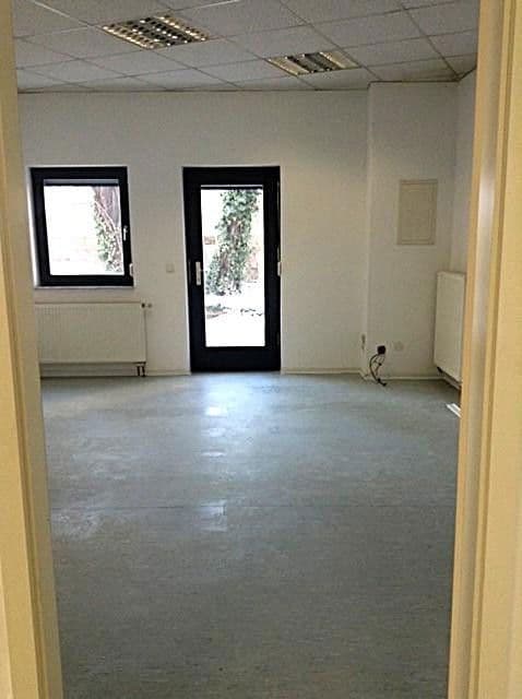 Prodej kanceláře 125 m², Berlin-Karlshorst, Berlín Prodej kanceláře 125 m², Berlin-Karlshorst, Berlín