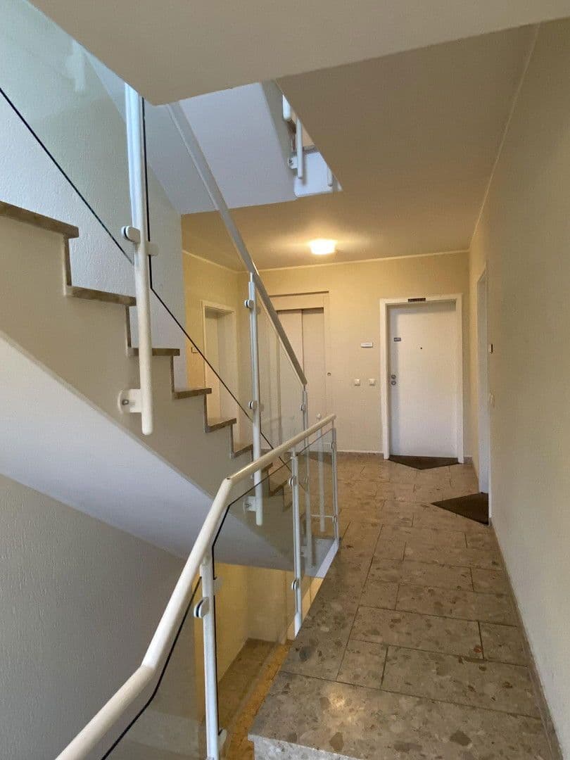 Prodej bytu 3+1 87 m², Bochum, Severní Porýní-Vestfálsko Prodej bytu 3+1 87 m², Bochum, Severní Porýní-Vestfálsko