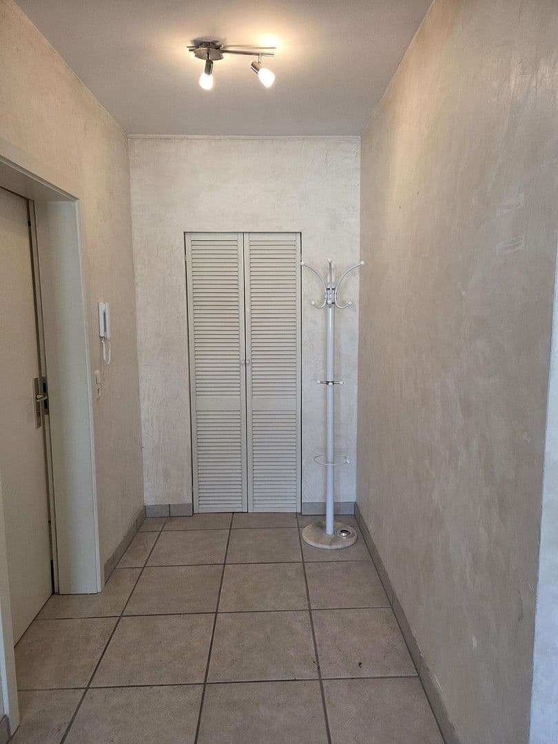 Pronájem bytu 3+1 94 m², Pestalozzistr. 1, Kulmbach, Bavorsko Pronájem bytu 3+1 94 m², Pestalozzistr. 1, Kulmbach, Bavorsko