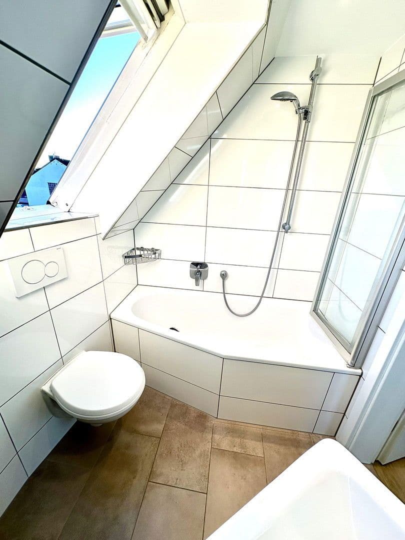 Pronájem bytu 4+1 110 m², Mühlheim am Main, Hessen Pronájem bytu 4+1 110 m², Mühlheim am Main, Hessen