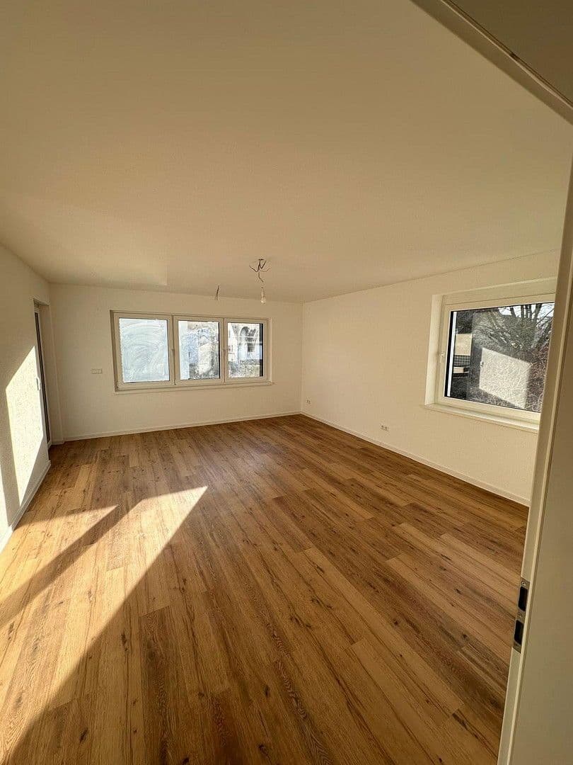 Pronájem bytu 4+kk 102 m², Markgröningen, Bádensko-Württembersko Pronájem bytu 4+kk 102 m², Markgröningen, Bádensko-Württembersko