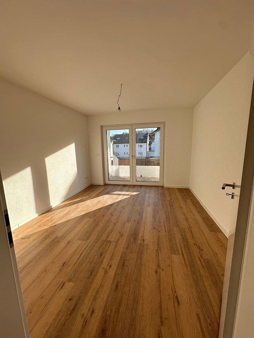 Pronájem bytu 4+kk 102 m², Markgröningen, Bádensko-Württembersko Pronájem bytu 4+kk 102 m², Markgröningen, Bádensko-Württembersko