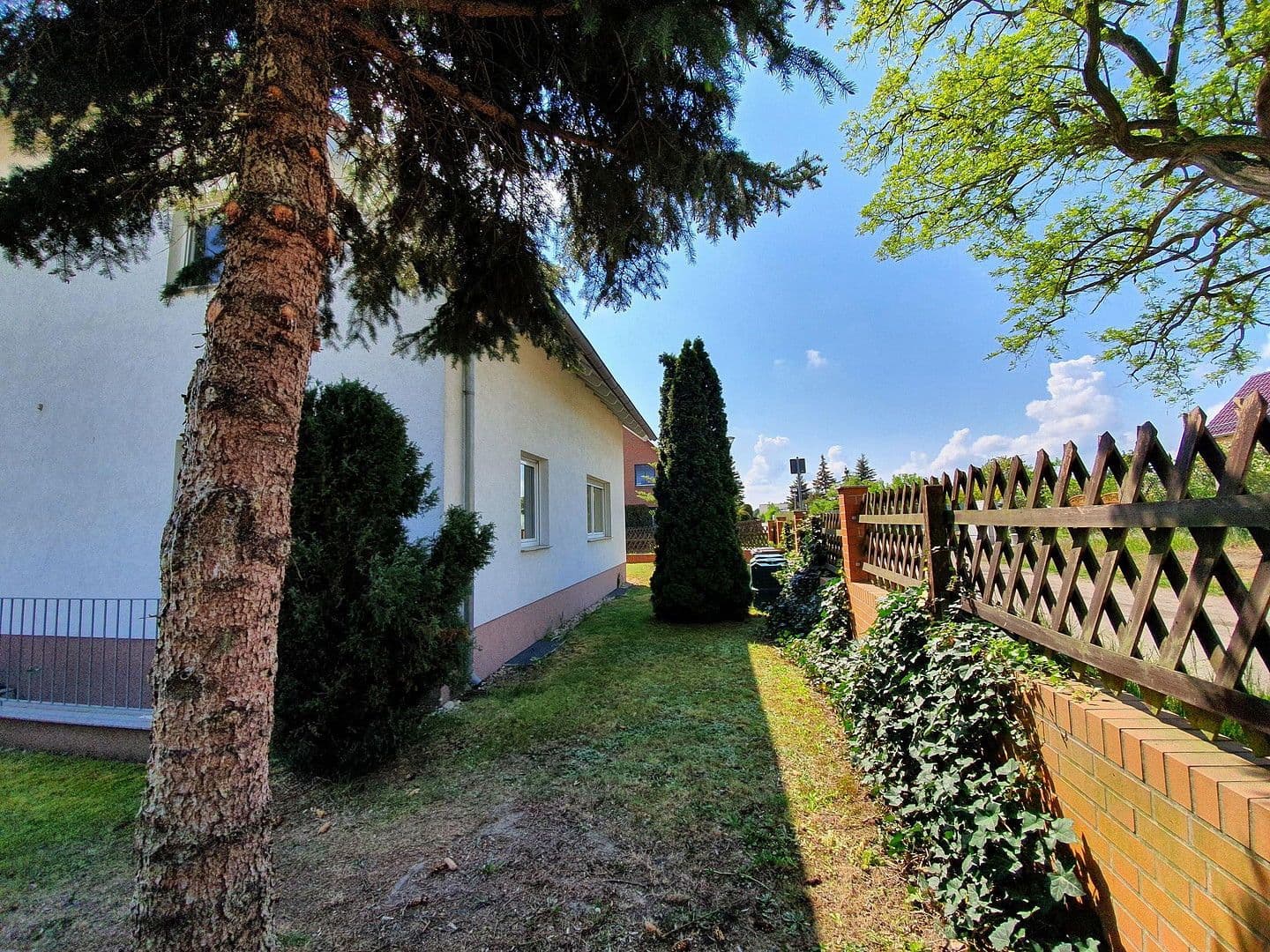 Pronájem domu 130 m², pozemek 570 m², Finsterwalde, Braniborsko Pronájem domu 130 m², pozemek 570 m², Finsterwalde, Braniborsko