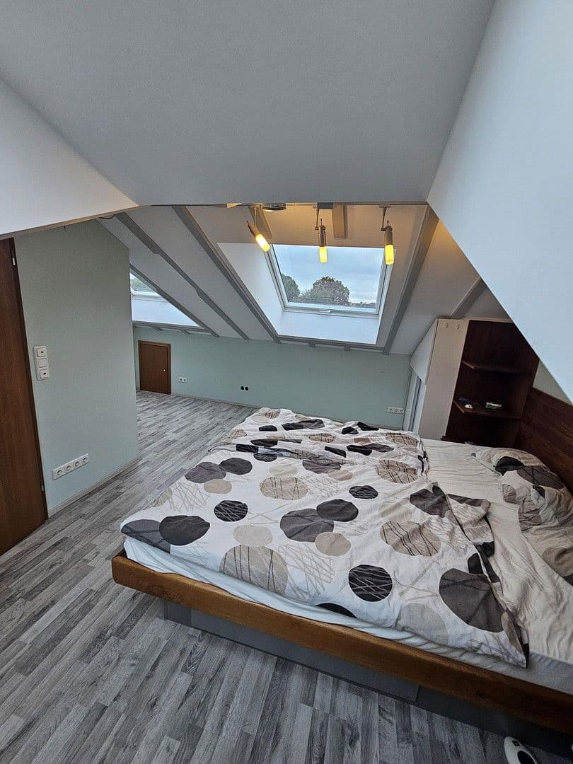 Prodej domu 125 m², pozemek 326 m², Bad Homburg vor der Höhe, Hessen Prodej domu 125 m², pozemek 326 m², Bad Homburg vor der Höhe, Hessen